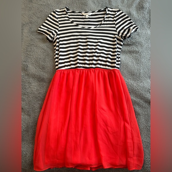 Striped Dress - Picture 2 of 3